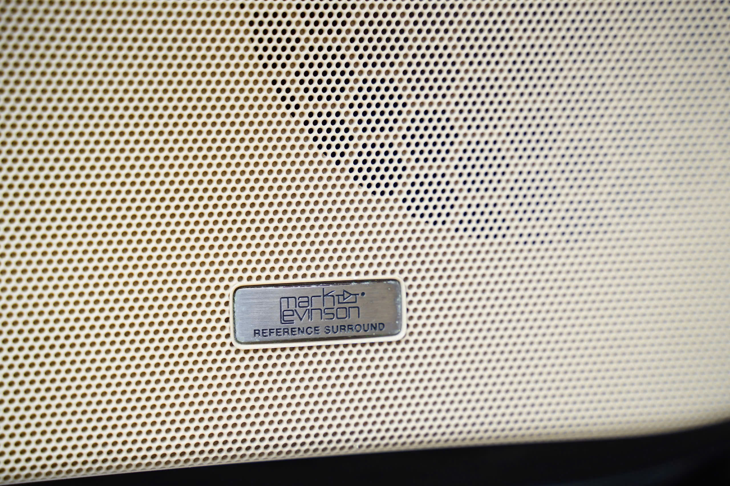 52241654111959390720