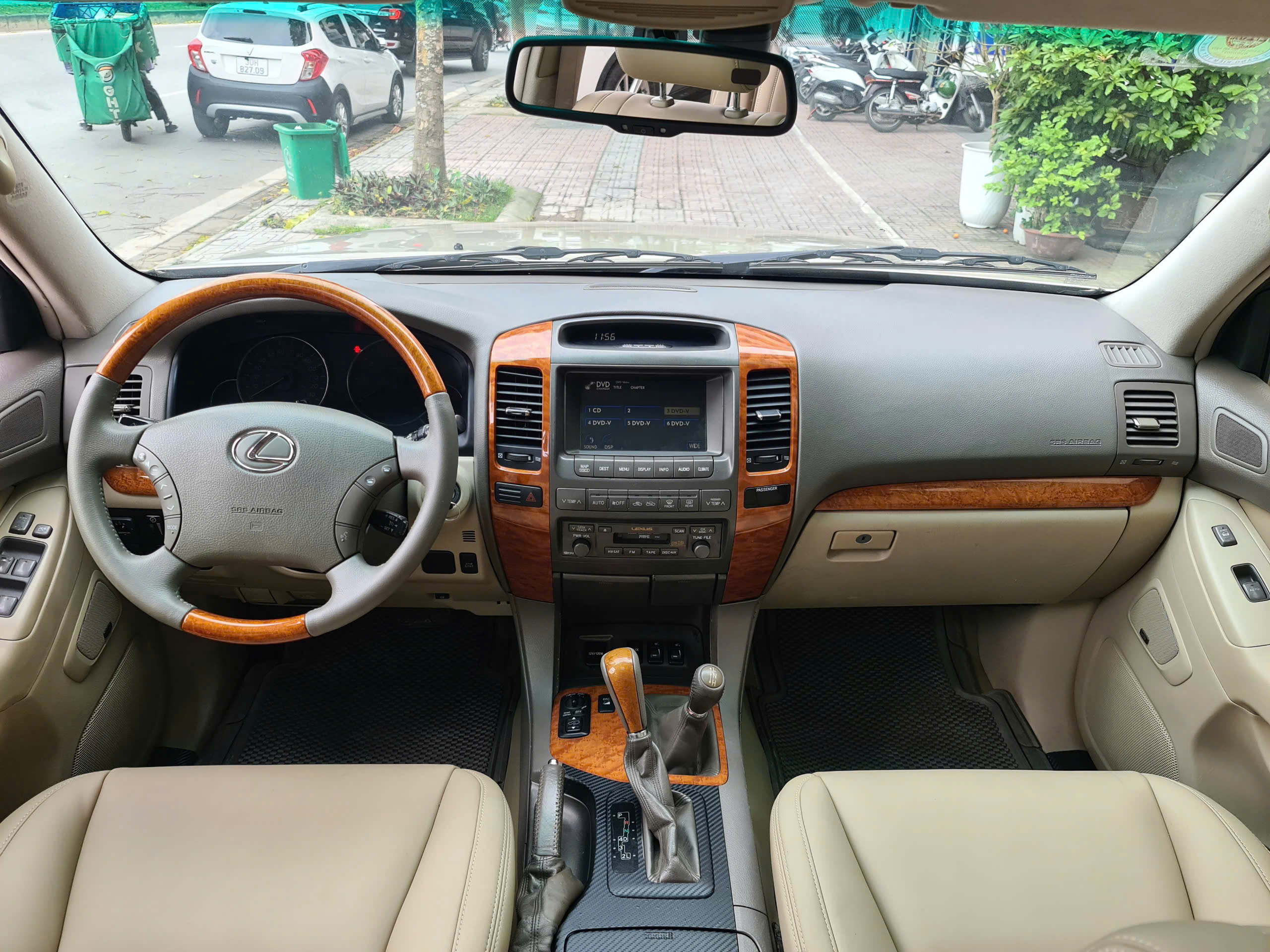 z7649473200424_009_5daf43de589a77fa0f4fddf90d58d1b0