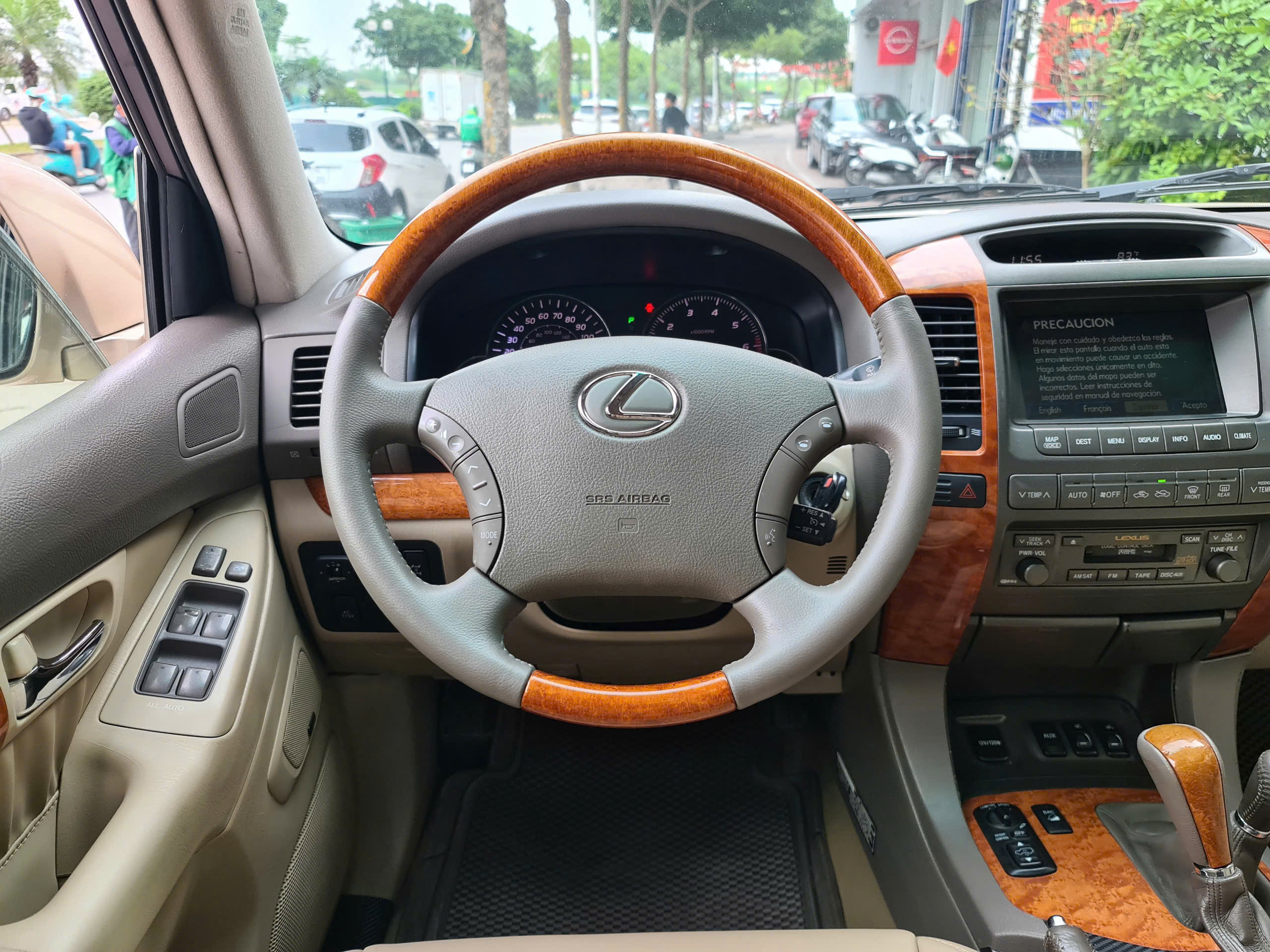 z7649473200424_019_77d7419f0817879b8d2761e92d57c360