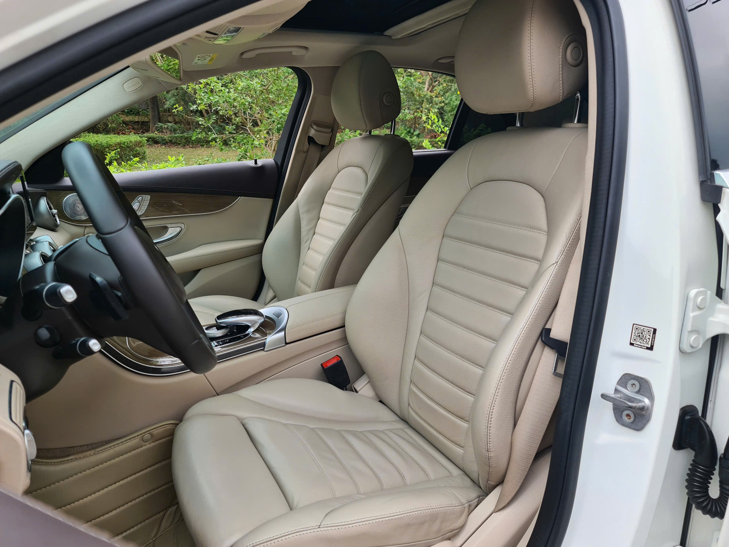 z7653338760163_012_4dbe1f651bab2854ae9168ad178d0024