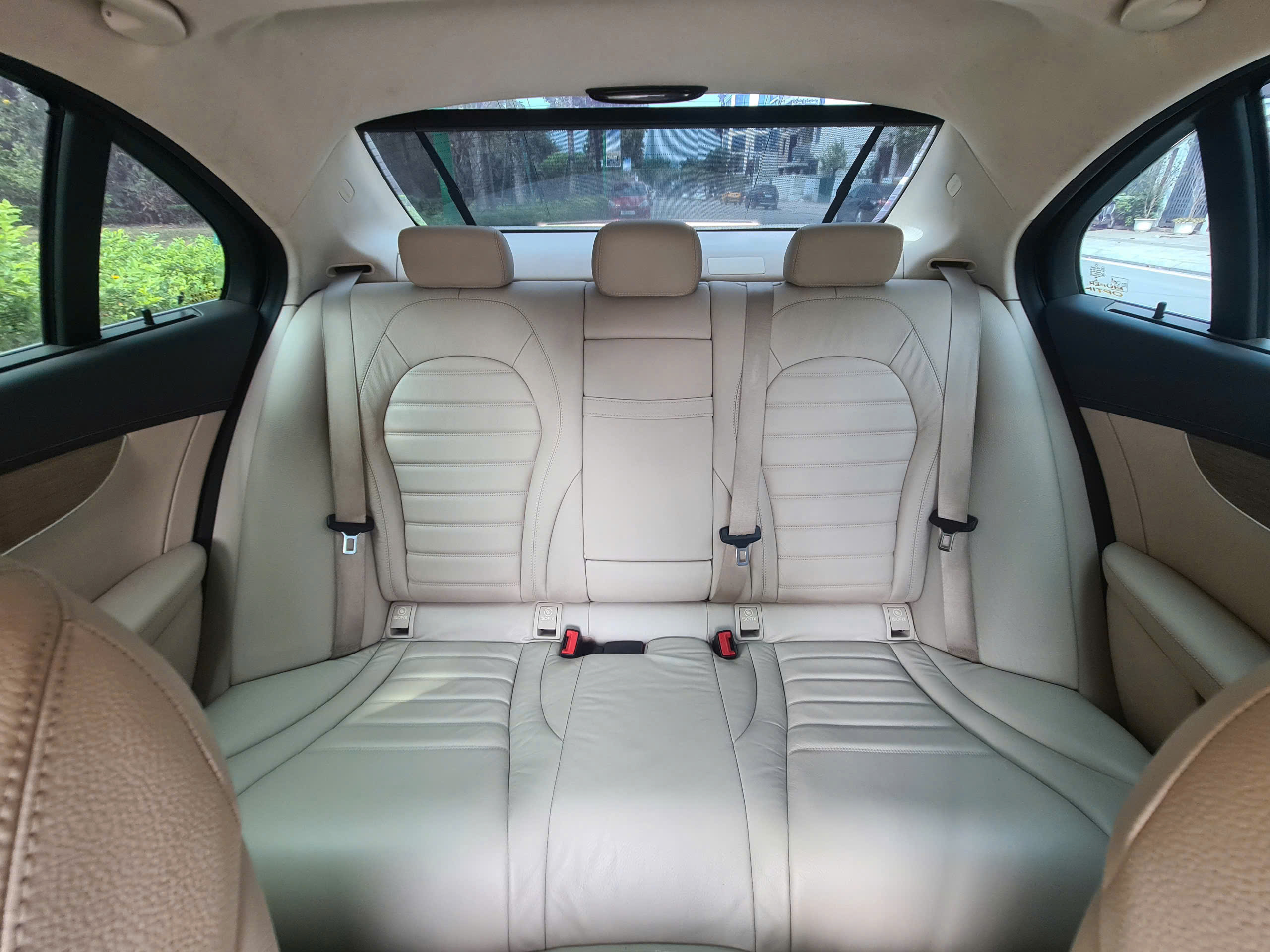 z7653338760163_018_f38500167b2446317d3064d23a40fe5c