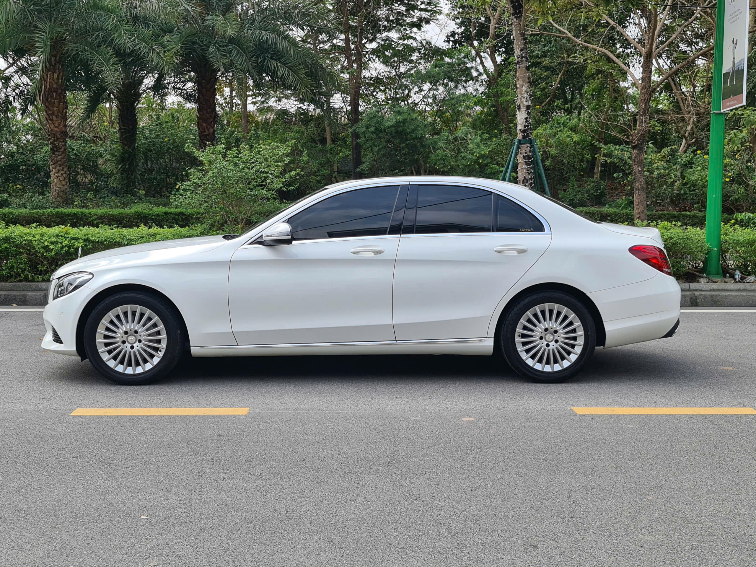 z7653338760163_025_b3510a80a8c2f76959a06d455ee85e93